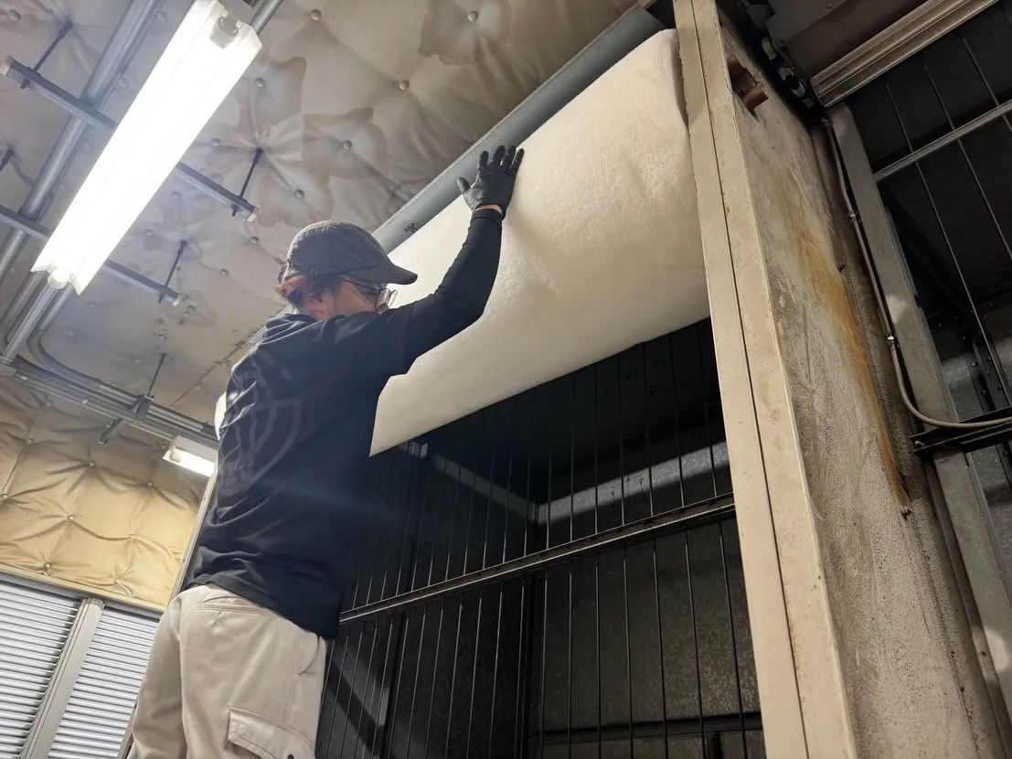 ロールフィルター取り替え