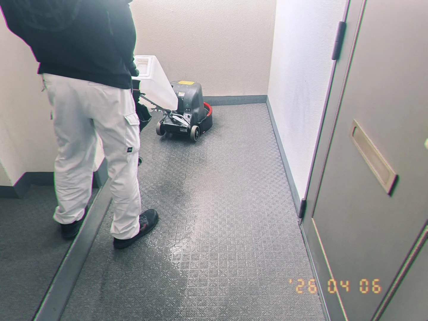 マンションの共用部分の定期清掃