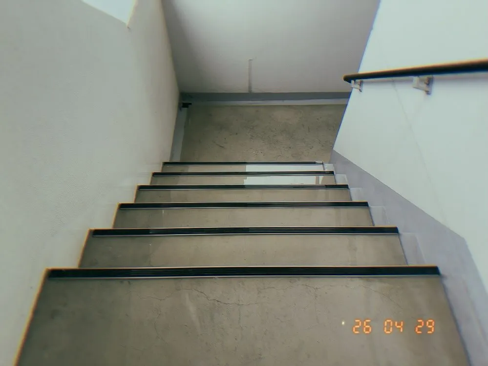 マンション共用部分の清掃