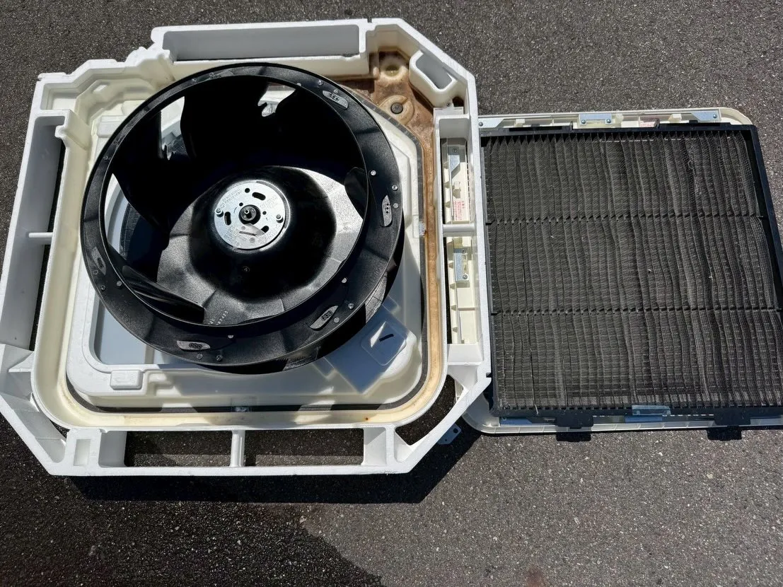 レンタルスペースのエアコン洗浄、グリストラップ清掃ご依頼あり...